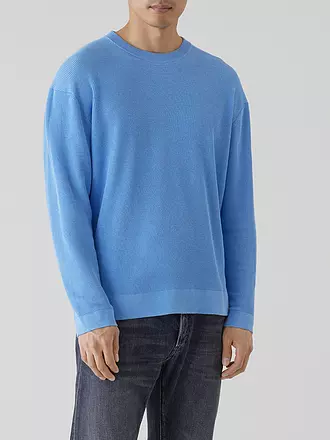 CLOSED | Pullover | 