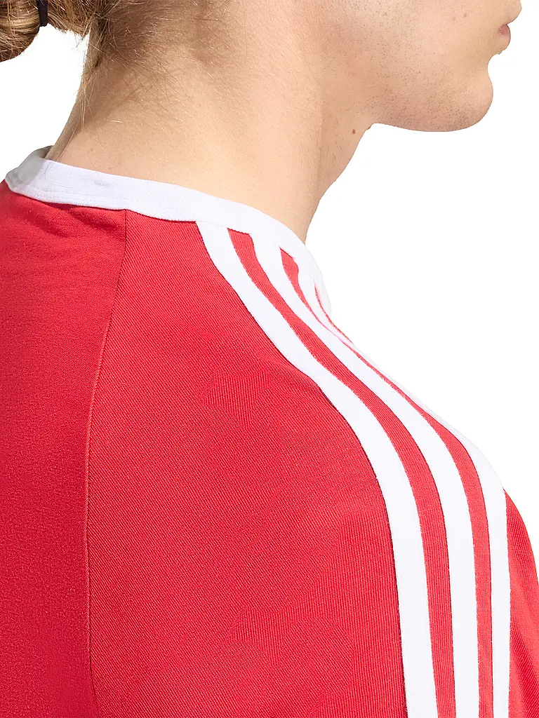 ADIDAS ORIGINALS | T-Shirt
Marca: ADIDAS ORIGINALS
Colore: rosso
Categorie: Moda, Uomo

Lunghezza manica: Manica corta
Scollo: Girocollo
Materiale: Jersey, Cotone
Motivo: Tinta unita, A righe
Vestibilità (capispalla): Regular
Dettagli: Logo | Rosso