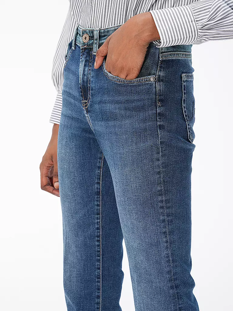 AG | Jeans Boot Cut Fit SOPHIE |