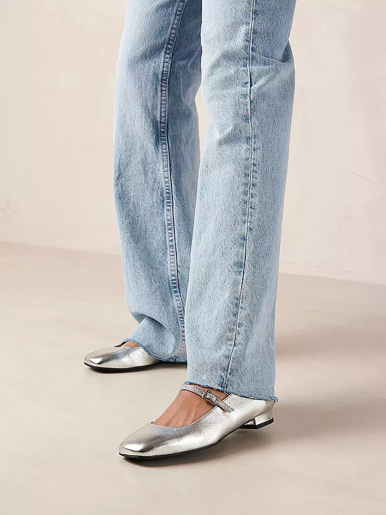 ALOHAS | Ballerina POR DO SOL | Argento