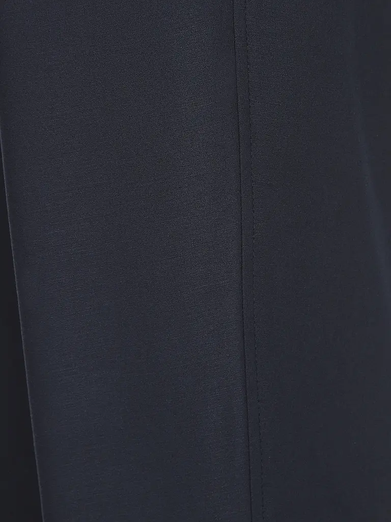 ALPHATAURI | Chino PAVO | 