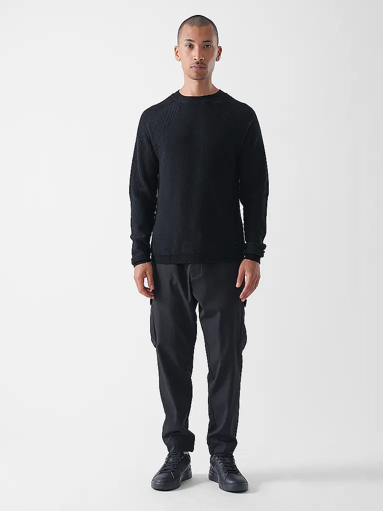 ALPHATAURI | Pullover FLEUR | Nero