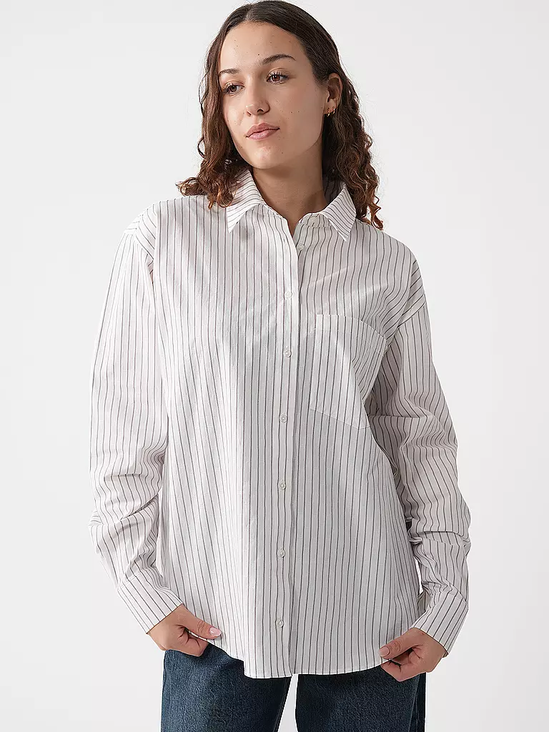 ANINE BING | Bluse BRAXTON
Marke: ANINE BING
Farbe: weiss
Kategorien: Mode,Damen

Ärmellänge: Langarm
Material: Viskose ,Stretch
Kragenform: Hemdblusenkragen
Musterung: Unifarben
Passform (Oberbekleidung): Locker
Stil: Pure
Details: Raffung,Falten | 