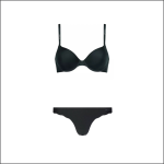 Ein schwarzer BH mit verstellbaren Trägern und ein passender schwarzer Slip sind auf einem schlichten weißen Hintergrund abgebildet.