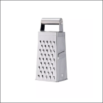 Eine Kastenreibe aus rostfreiem Stahl mit Griff und mehreren Reibeflächen zum Zerkleinern und Schneiden von Lebensmitteln, dargestellt auf einem schlichten weißen Hintergrund.