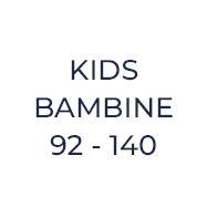 Cerchio bianco con il testo "KIDS BAMBINE 92 - 140" in caratteri scuri, che indica le taglie per bambini da 92 a 140.