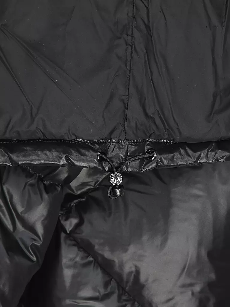 ARMANI EXCHANGE | Piumino
Marca: ARMANI EXCHANGE
Colore: nero
Categorie: Moda, Uomo

Lunghezza manica: Manica lunga
Materiale: Poliestere / Poliammide, Piumino
Forma del colletto: Cappuccio, Collo alto
Motivo: Tinta unita
Vestibilità (capispalla): Ampia
Stile: Casual
Dett | 