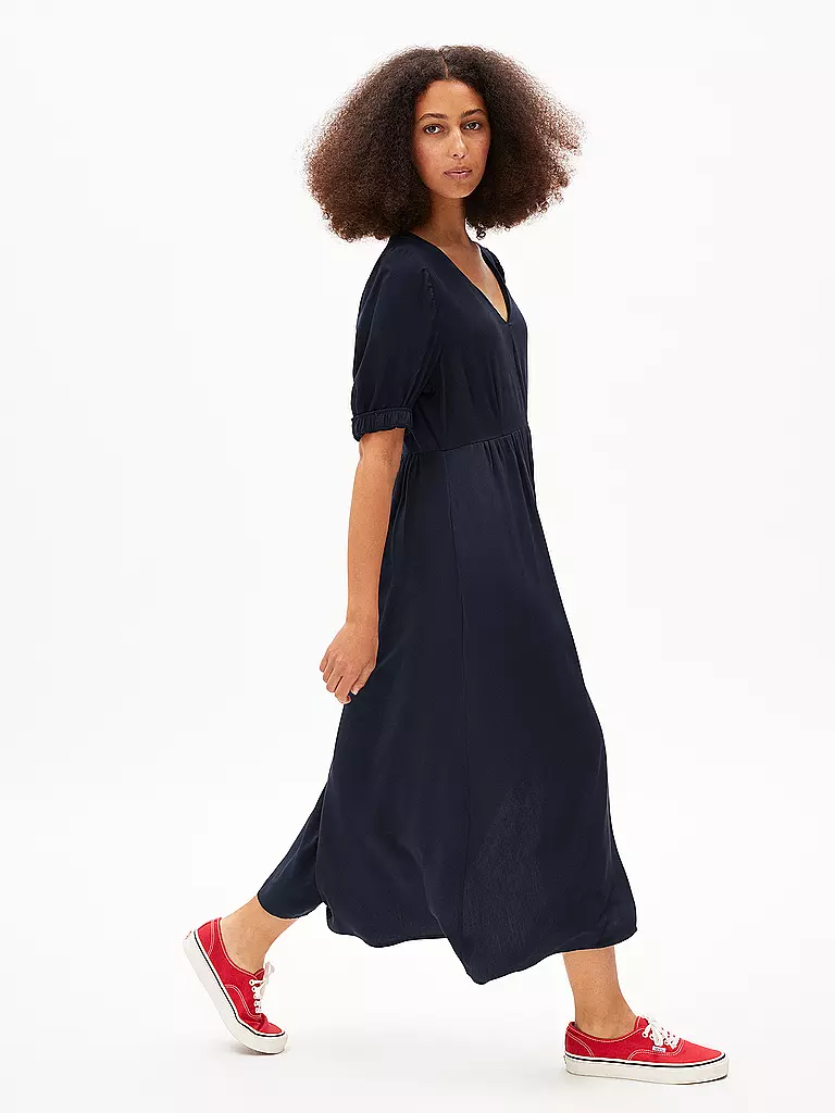 ARMEDANGELS | Midikleid DIALAA | Blu scuro