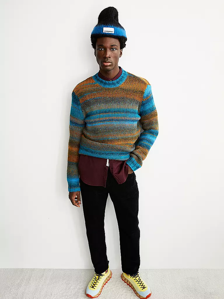 ARMEDANGELS | Pantaloni in velluto a coste MAAKX CORDUROY | Nero