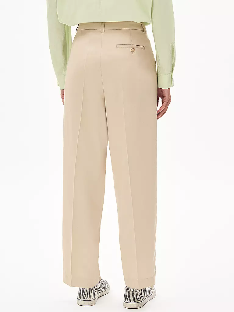 ARMEDANGELS | Pantaloni Tapered Fit SANDRINAA | Beige