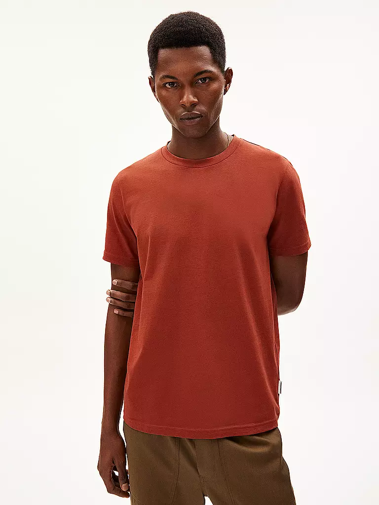 ARMEDANGELS | T-Shirt JAAMEL STRUCTURE | Arancione