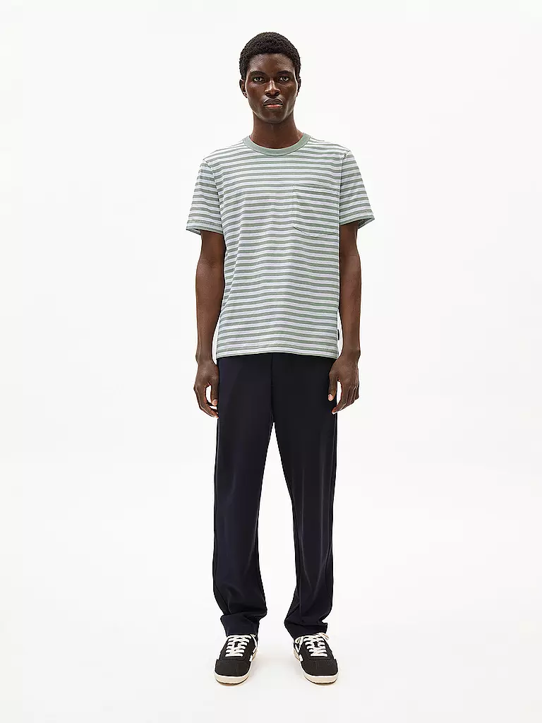 ARMEDANGELS | T-Shirt MAARKOS POCKET | Verde chiaro