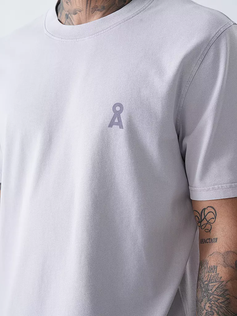 ARMEDANGELS | T-Shirt MAARKOS | Lilla