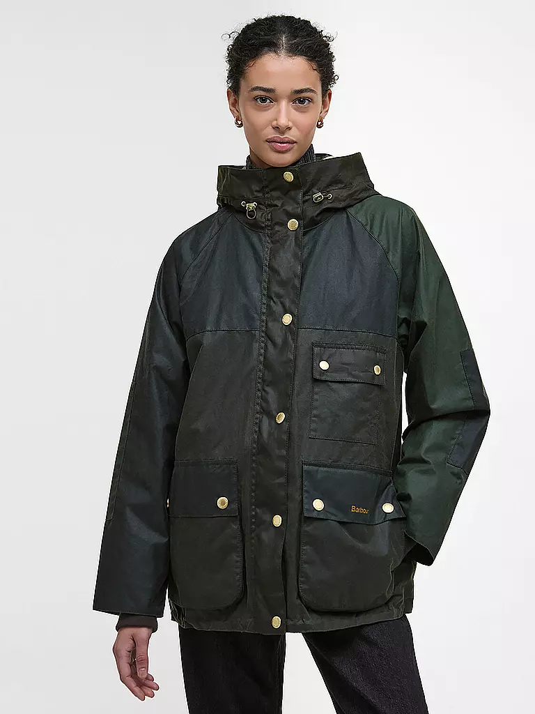 BARBOUR | Parka KEELEY WAX
Marke: BARBOUR
Farbe: olive
Kategorien: Moda,Donna
Ärmellänge: Manica lunga
Material: Cotone
Kragenform: Collo Kent,Cappuccio
Musterung: Tinta unita
Passform (Oberbekleidung): Regular
Stil: Casual
Details: Taglio raglan,Tasche a filett |