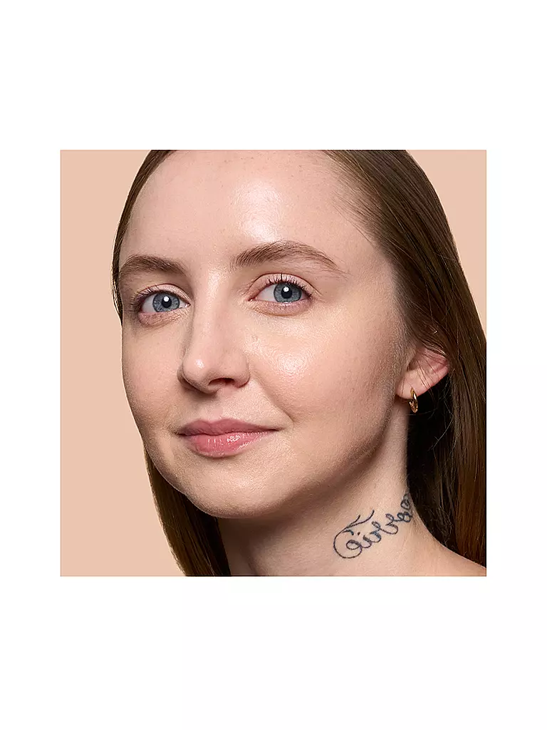 BOBBI BROWN | Skin Long Wear Weightless Foundation (N 030 Sabbia Neutra) | Marrone chiaro