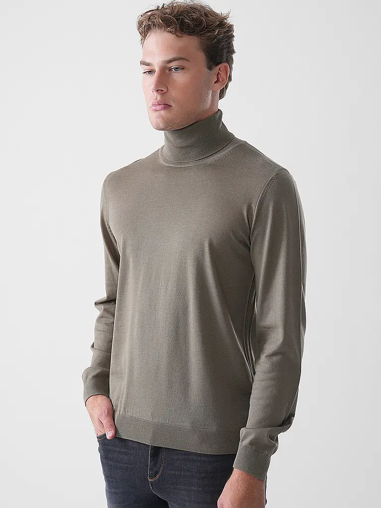 BOSS | Dolcevita Slim Fit MUSSO | 