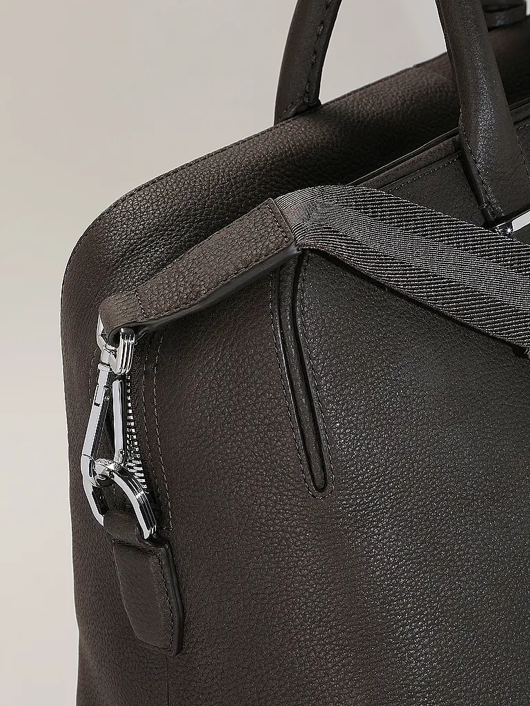 BOSS | Weekender | 