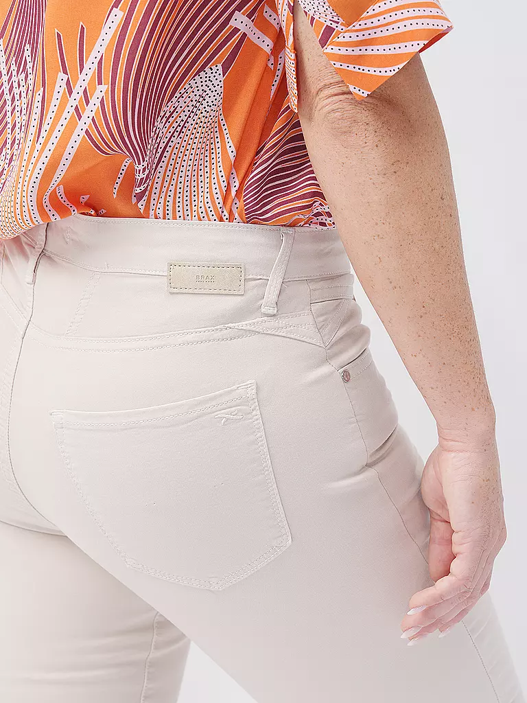 BRAX | Hose Slim Fit 3/4 SHAKIRA C | Crema