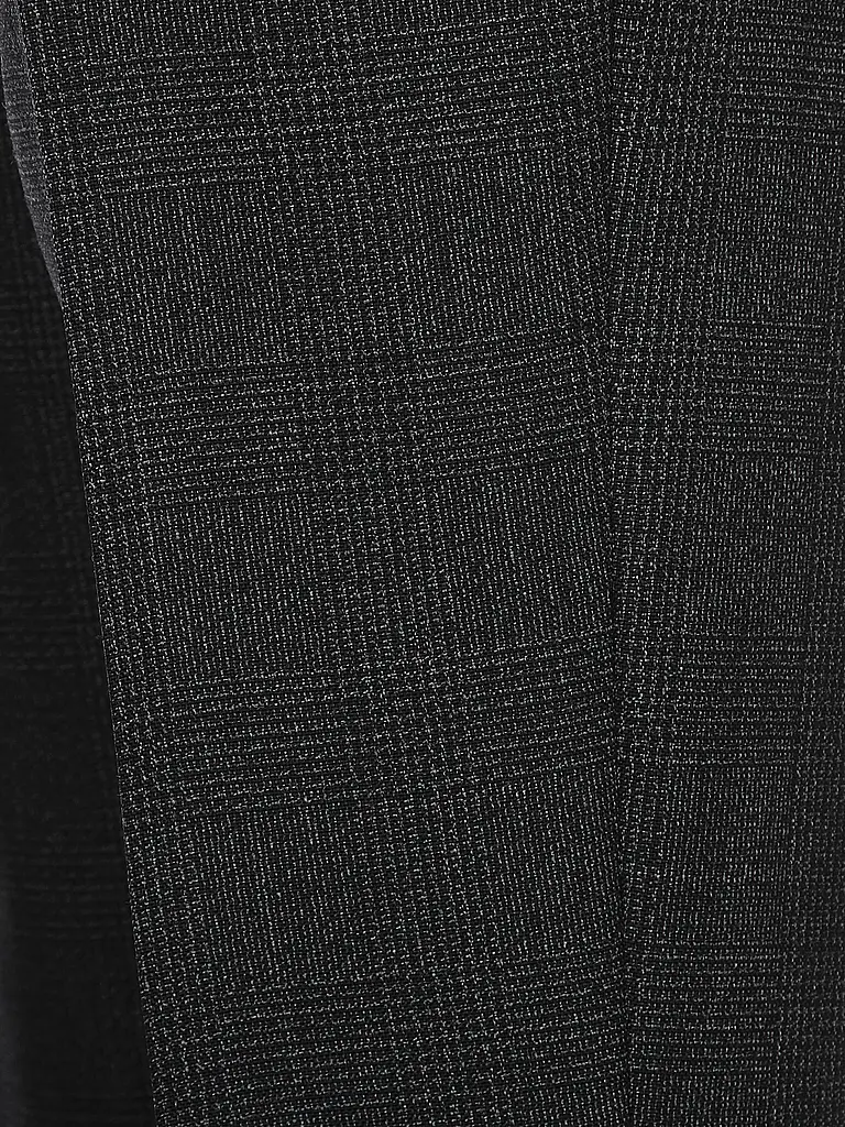 BRIGLIA | Nome prodotto: Pantaloni di velluto a coste PORTOBELLO
Marca: BRIGLIA
Colore: nero
Categorie: Moda, Uomo

Materiale: Cotone, Velluto a coste
Motivo: Tinta unita
Lunghezza (Pantaloni/Jeans): Lunghezza normale
Altezza vita: Vita media
Dettagli: Tasche later | Nero