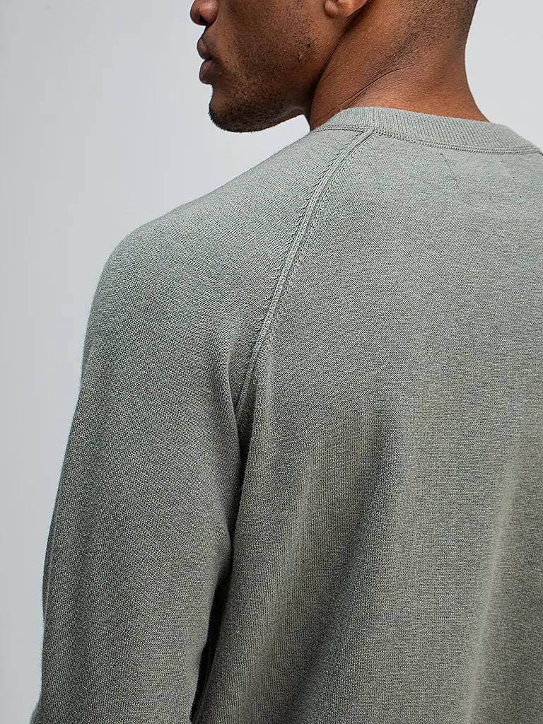 BUTCHER OF BLUE | Pullover CLIFDEN
Marke: BUTCHER OF BLUE
Farbe: olive
Kategorien: Mode, Herren

Ärmellänge: Langarm
Ausschnitt: Rundhalsausschnitt
Material: Strick, Wolle
Musterung: Unifarben
Passform (Oberbekleidung): Regular | 