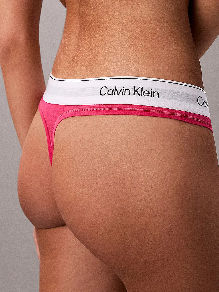 CALVIN KLEIN | String rosa | Fucsia