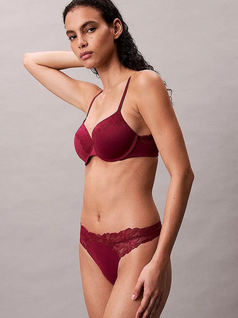 CALVIN KLEIN | String rosso | 