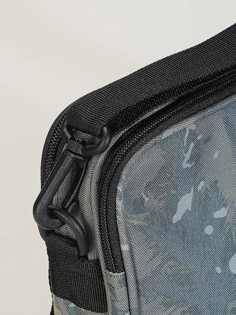 CARHARTT WIP | Borsa ESSENTIALS BAG Small | Oliva