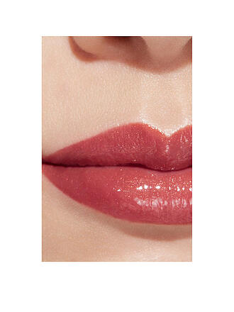 CHANEL | COLORE, BRILLANTEZZA E INTENSITÀ IN UN FLASH