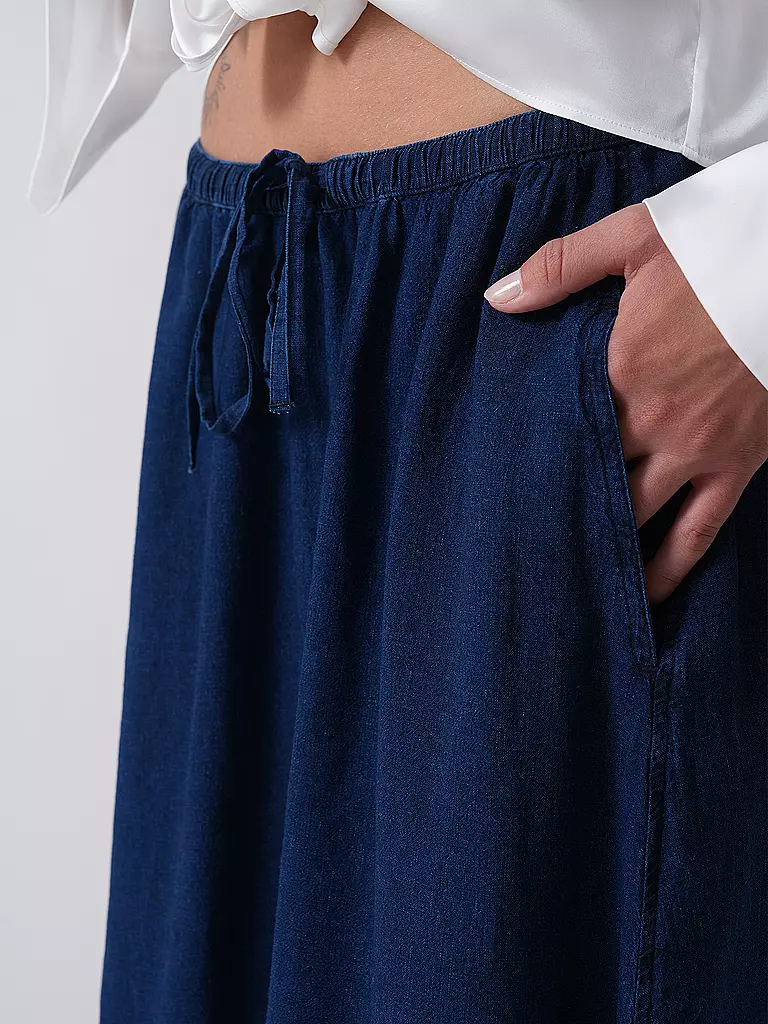 CLOSED | Gonna di jeans | 