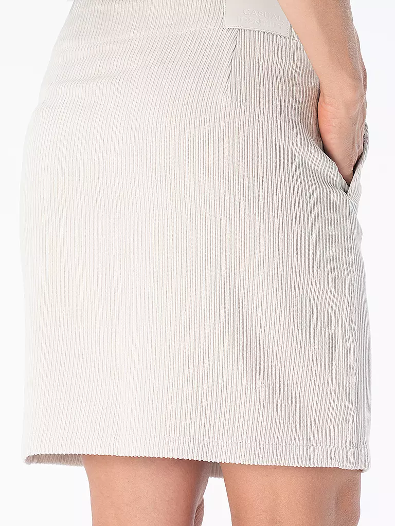 COMMA IDENTITY | Cordrock | Beige