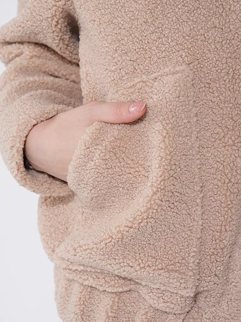 COMMA IDENTITY | Jacke in Felloptik | Beige