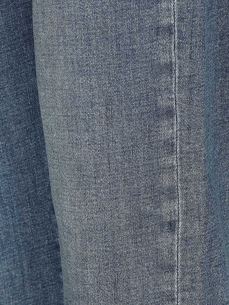 DAWN DENIM | Nome prodotto: Jeans Ballon Fit STARDUST
Marca: DAWN DENIM
Colore: blu
Categorie: Moda,Donna

Materiale: Denim,Cotone,Elasticizzato
Motivo: Tinta unita
Lunghezza (Pantaloni/Jeans): Lunghezza normale
Altezza vita: Vita media
Dettagli: Tasche laterali,Logo | Blu