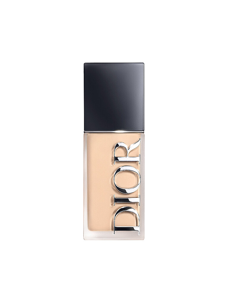 Forever Skin Wear Fondotinta Opacizzante Naturale Effetto Mat - Tenuta Intensa 24 Ore (1.5 Warm)