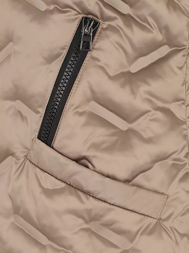 DORIS STREICH | Gilet trapuntato | 