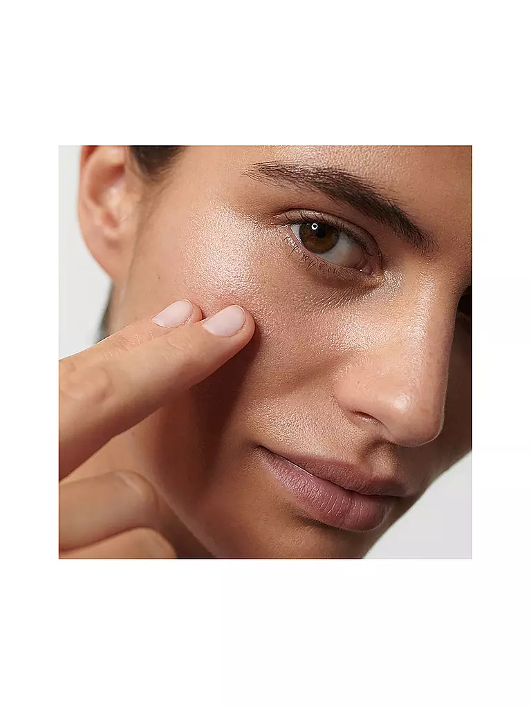 DR. HAUSCHKA | Highlighter - Fluido Illuminante | 