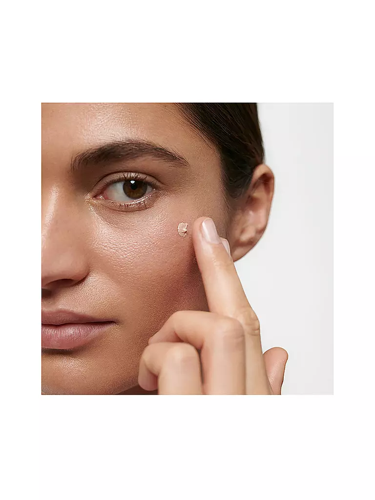DR. HAUSCHKA | Highlighter - Fluido Illuminante | 
