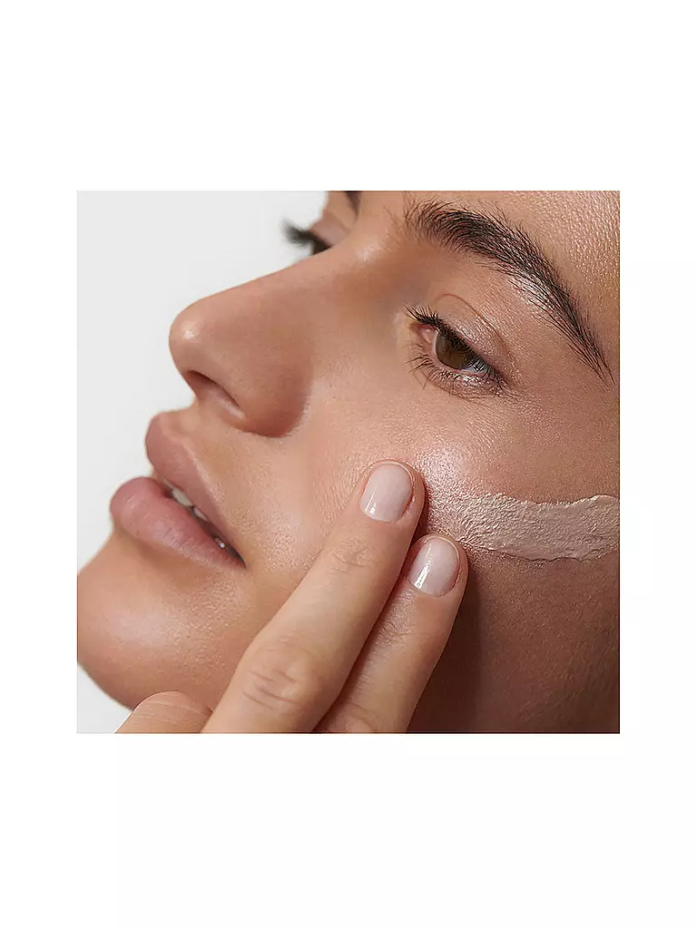 DR. HAUSCHKA | Highlighter - Fluido Illuminante | 