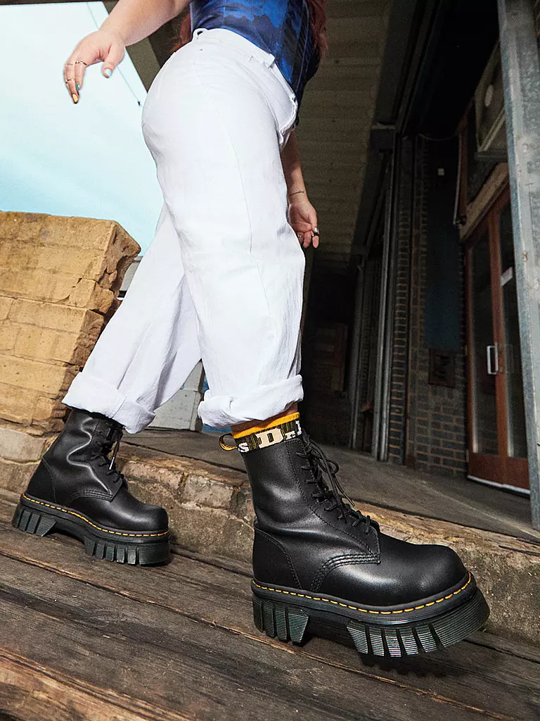 DR. MARTENS | Schnürboots QUAD NEOTERIC 8 EYE BOOT | Nero