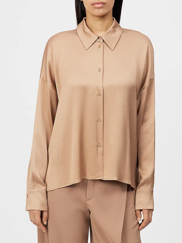 DRYKORN | Nome prodotto: Blusa CLOELIA
Marca: DRYKORN
Colore: camel
Categorie: Moda,Donna

Lunghezza manica: Manica lunga
Materiale: Fibra sintetica,Stretch,Satin
Tipo di colletto: Colletto a camicia
Motivo: Tinta unita
Vestibilità (capispalla): Ampia
Stile: Pure, | 