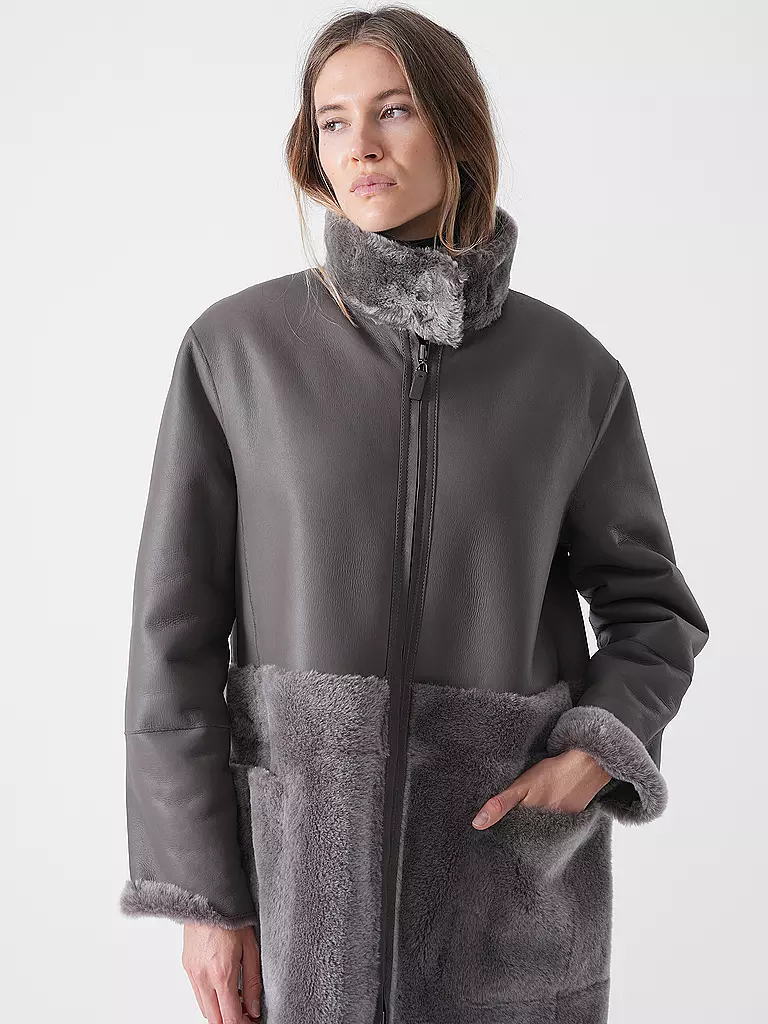 EMPORIO ARMANI | Cappotto in montone | 