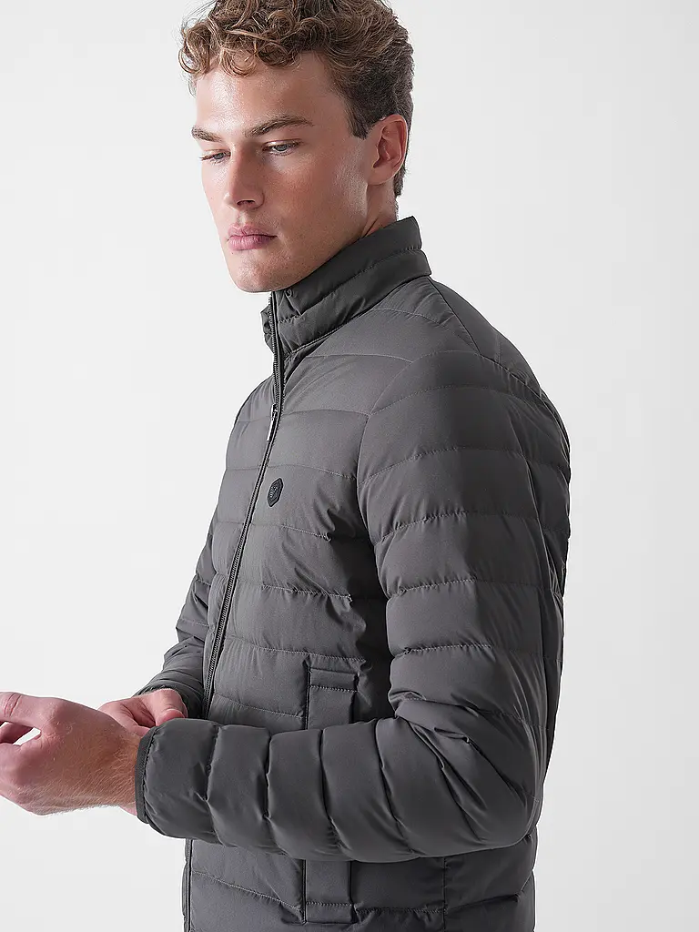 EMPORIO ARMANI | Giacca trapuntata leggera ESSENTIAL | Grigio