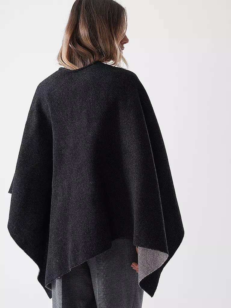 EMPORIO ARMANI | Mantella - Poncho | 