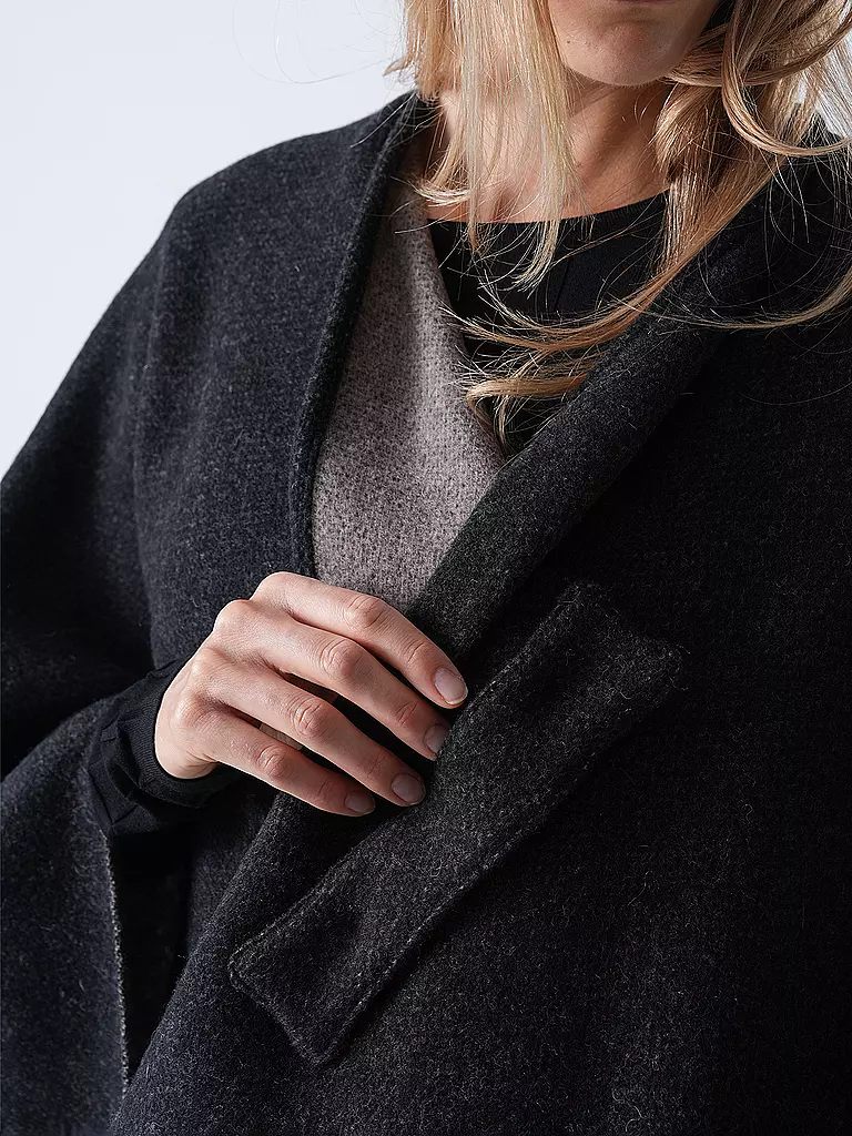 EMPORIO ARMANI | Mantella - Poncho | 