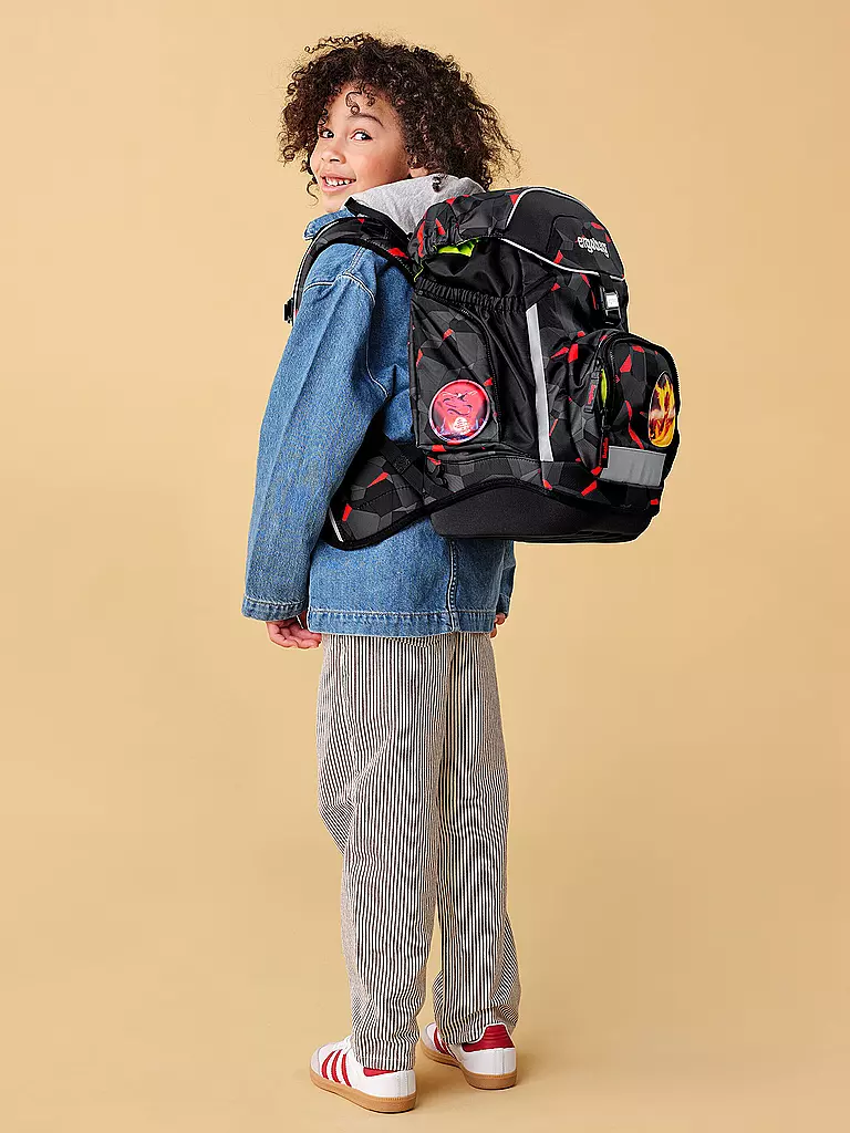 ERGOBAG | Set di zaini scolastici 6 pz. PACK TaekBärdo | Nero