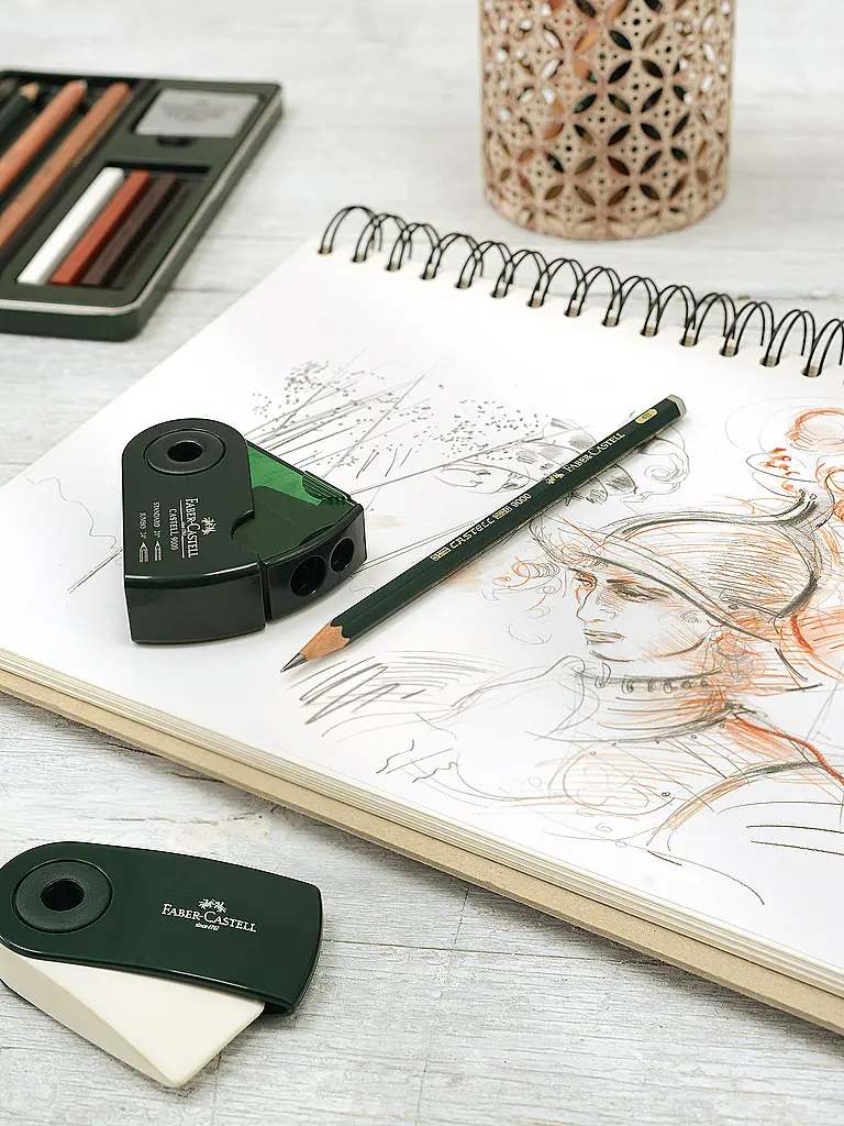 FABER-CASTELL | Pitt Monochrome - Valigetta in legno da 86 pezzi | Marrone