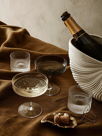 FERM LIVING | Coppette da champagne Set da 2 RIPPLE Smoked
