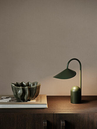 FERM LIVING | Lampada portatile ARUM verde