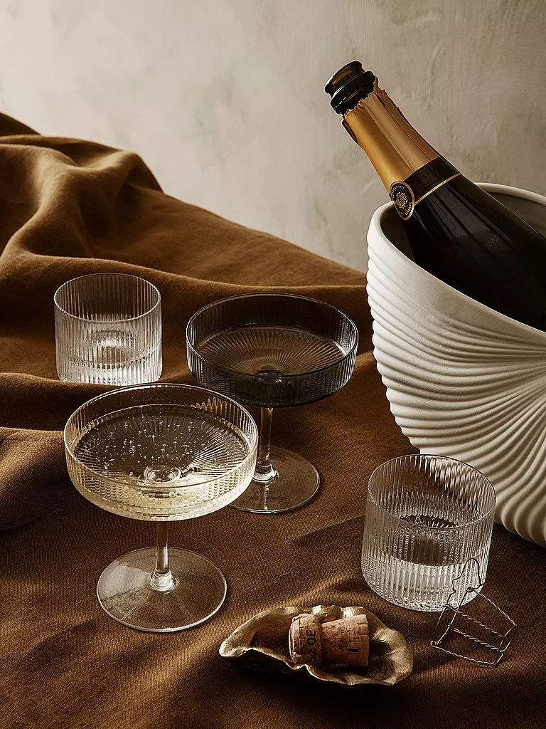 FERM LIVING | Coppette da champagne Set da 2 RIPPLE Smoked | Grigio