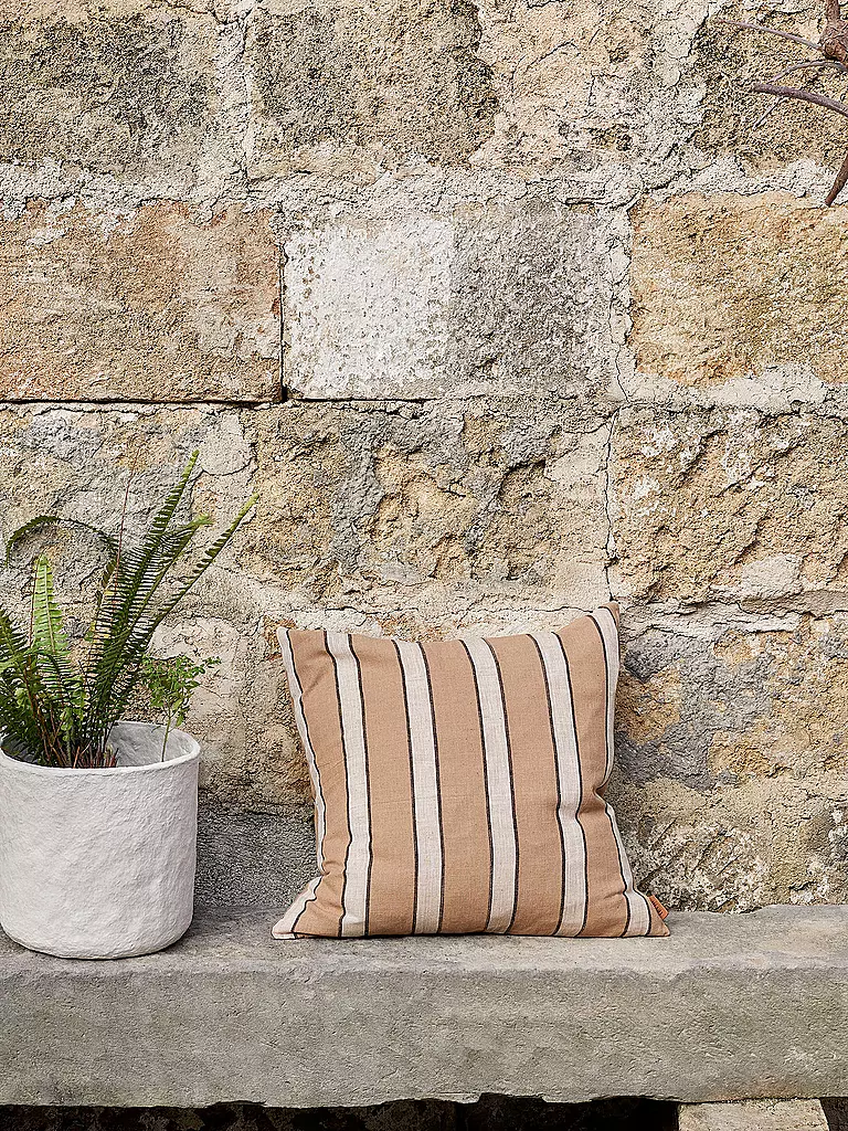 FERM LIVING | Cuscino Stripe in cotone marrone | Marrone