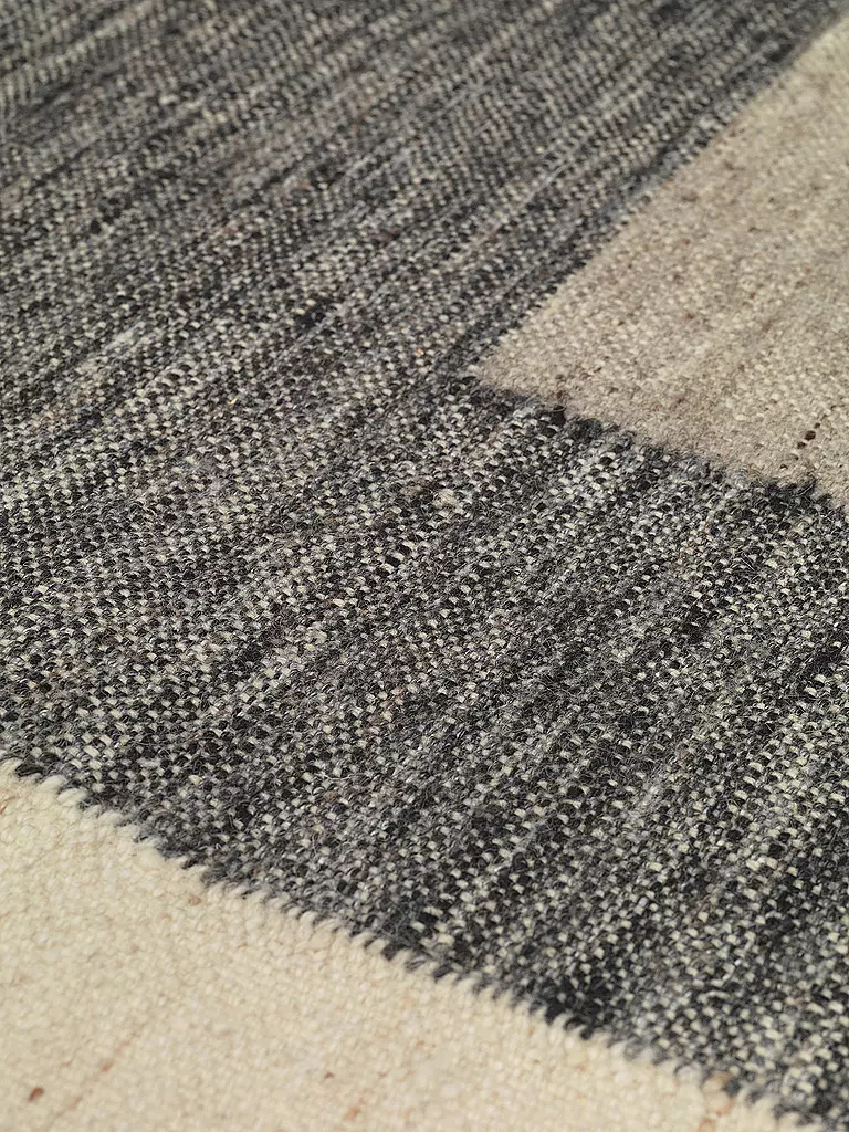 FERM LIVING | Tappeto COUNTER RUG 200x300 Antracite Bianco sporco |